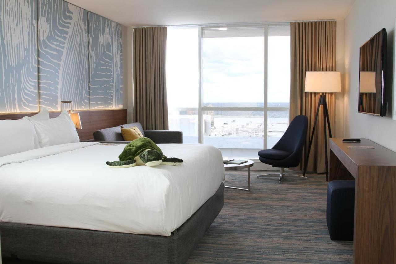 Ocean View King Bed Room