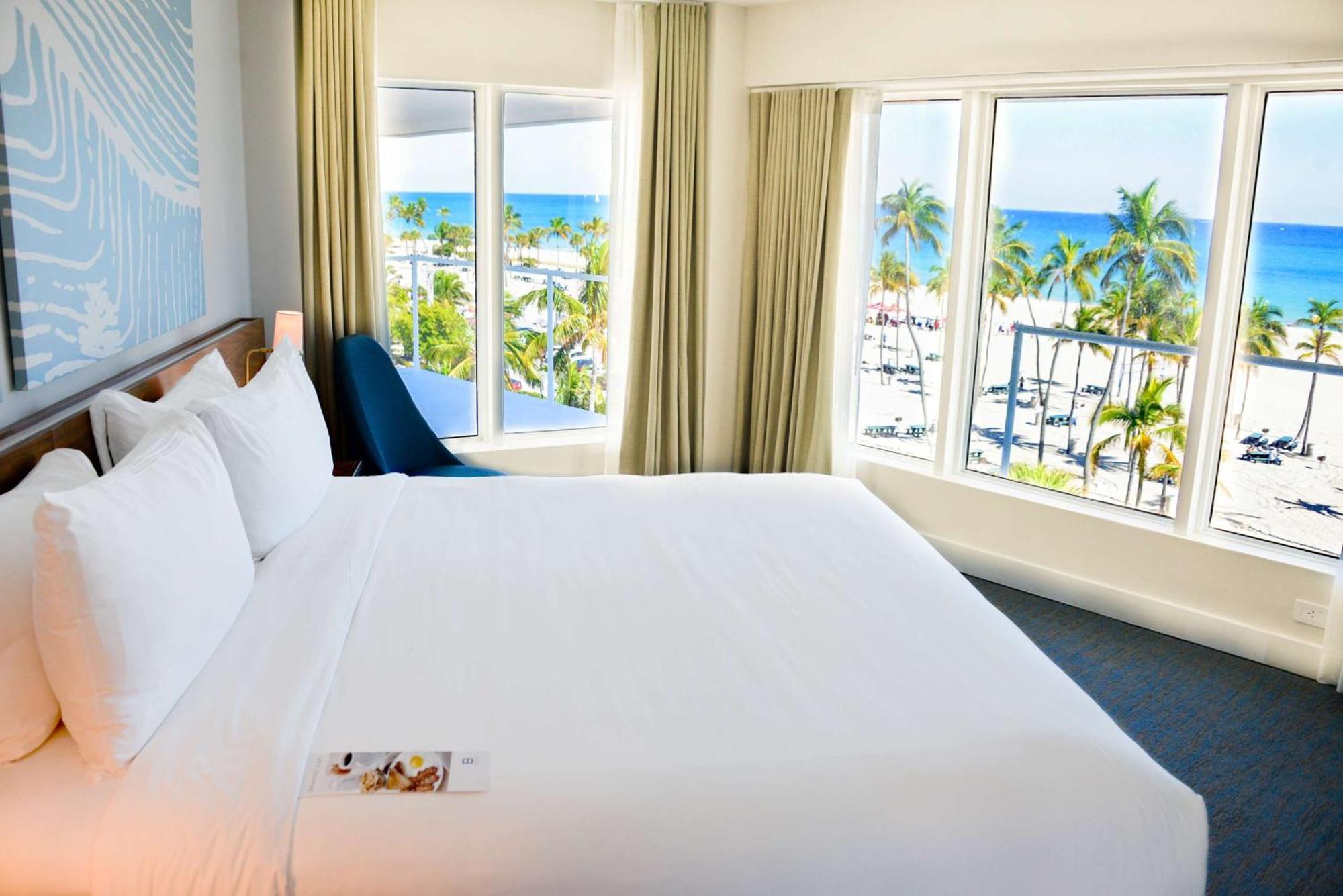 Deluxe Suite Sea View
