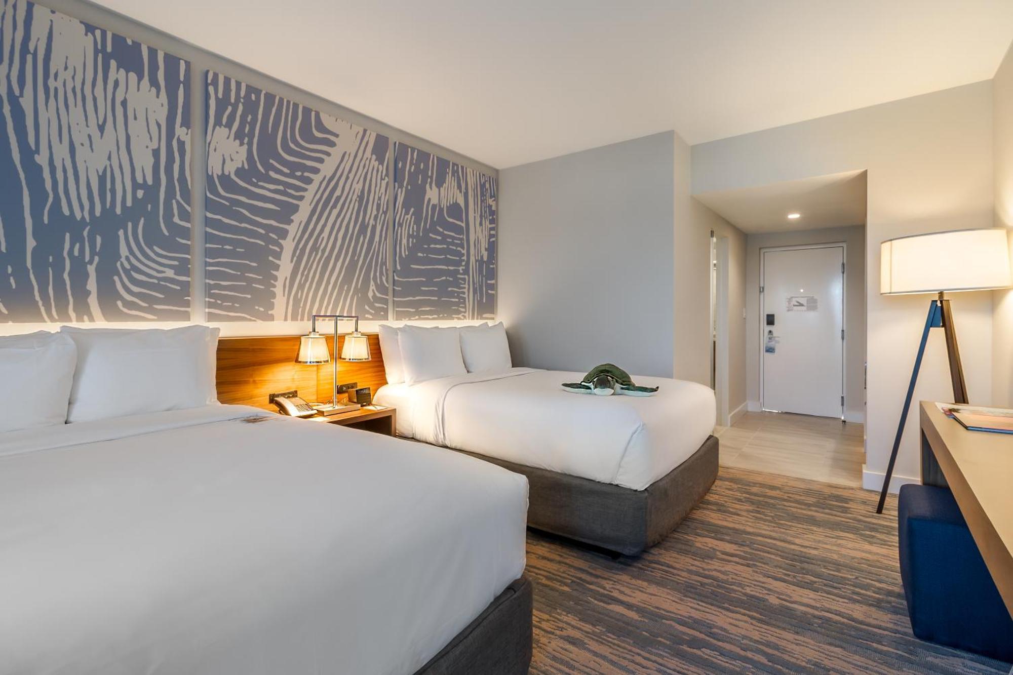 Double or Twin Room Partial Sea View